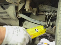 removing-steering-bolt